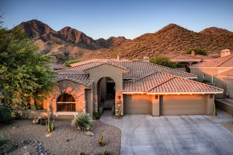 Mountain Ranch houses